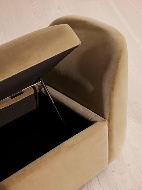 Understanding the Durability and Beauty of Boucle Fabric Benches